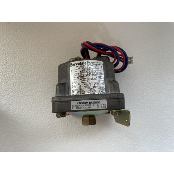 Barksdale D1H-H18SS Pressure or Vacuum Actuated Switch