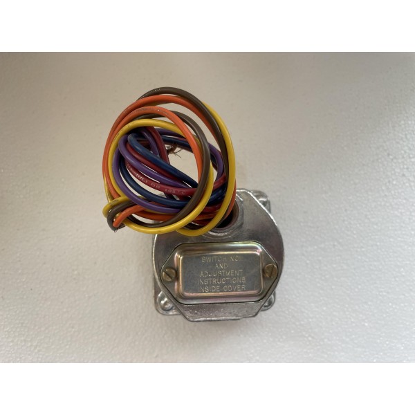 Barksdale D2H-A80 Pressure or Vacuum Actuated Switch