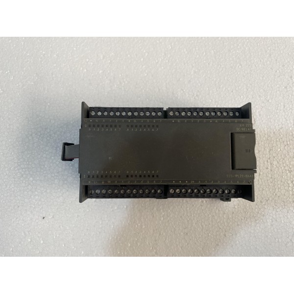 Siemens SIMATIC S7-200 EM 223 DC Relay