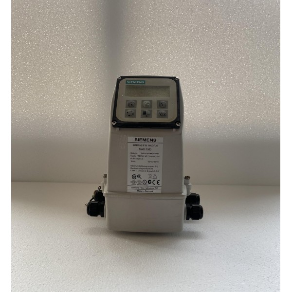 Siemens Sitrans F M MAGFLO MAG 5000 Flow Meter 